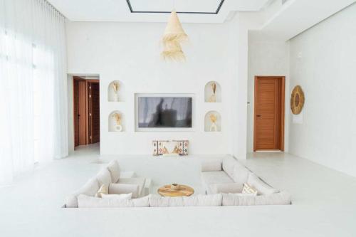 Pool-Villa-Jabal-Jais-2-04